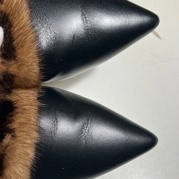 Fendi Black Leather Pointed Mules with Brown Logo Fur Band - Picture 10 of 11